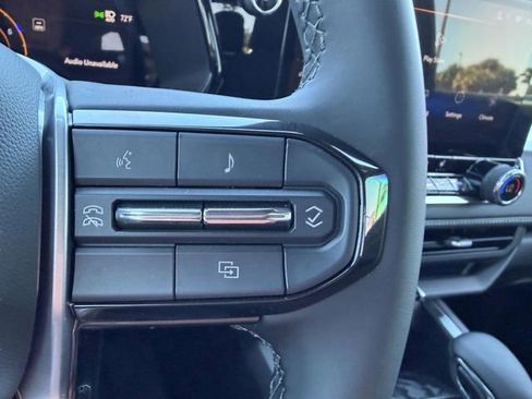 New 2025 Chevrolet Colorado LT image 29