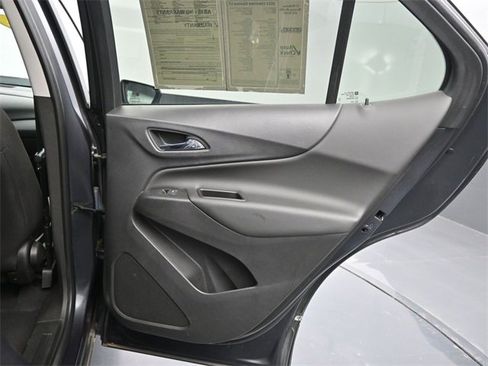 Used 2022 Chevrolet Equinox LT image 27