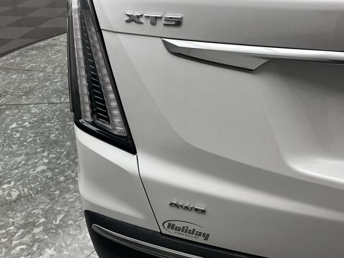 Certified 2023 Cadillac XT5 Premium Luxury w/ Technology Package image 36