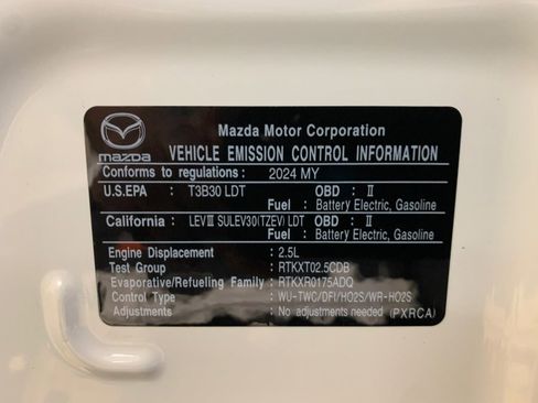 Used 2024 MAZDA CX-90 Plug-In Hybrid w/ Preferred AWD/4WD image 73