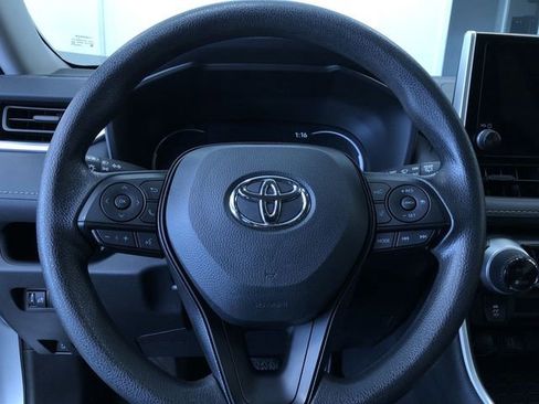 Certified 2025 Toyota RAV4 LE AWD/4WD image 23