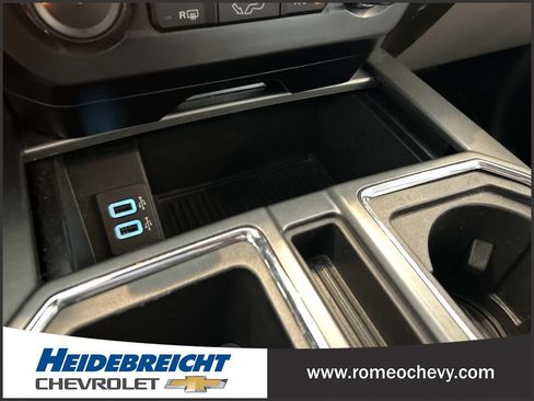 Used 2017 Ford F150 XLT w/ Equipment Group 302A Luxury AWD/4WD image 25