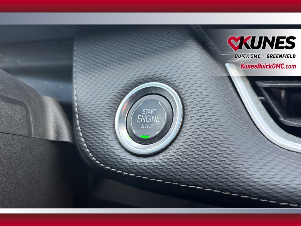 Used 2025 Chevrolet Equinox LT FWD image 30