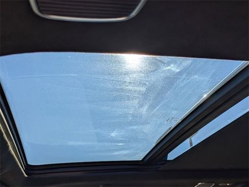 Used 2022 Jeep Grand Wagoneer Series III w/ Rear Seat Video Group 1 image 21