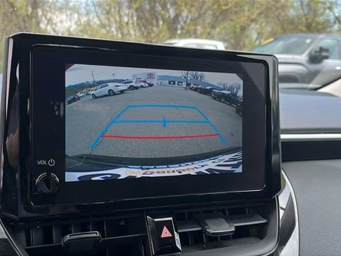 Used 2024 Toyota Corolla LE image 17