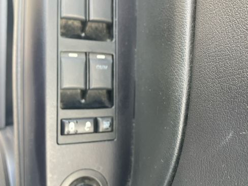Used 2014 Jeep Patriot Sport w/ Power Value Group FWD image 12