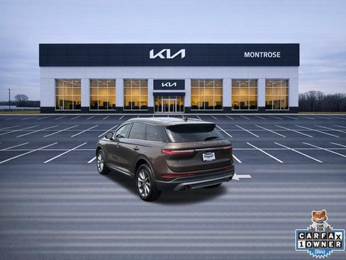 Used 2022 Lincoln Corsair AWD w/ Premium Package image 8
