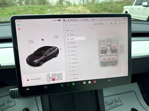 Used 2021 Tesla Model 3 Long Range image 32