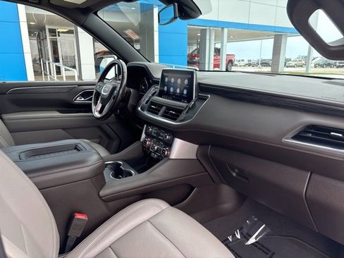 Used 2021 GMC Yukon SLT w/ SLT Luxury Plus Package image 27