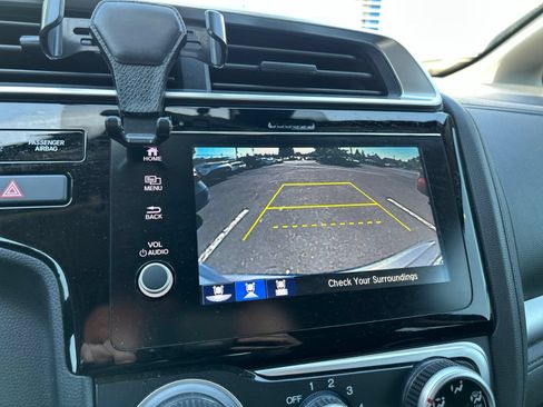 Used 2019 Honda Fit EX image 9