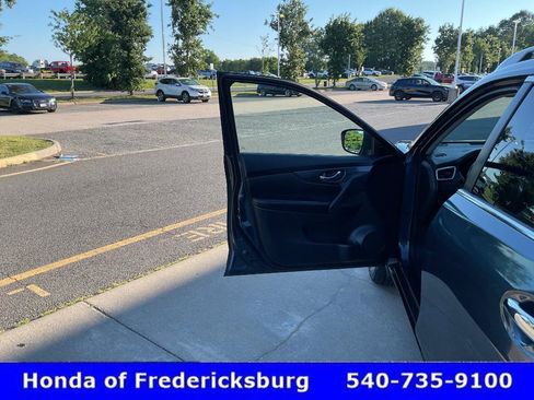 Used 2014 Nissan Rogue SL w/ SL Premium Package AWD/4WD image 17