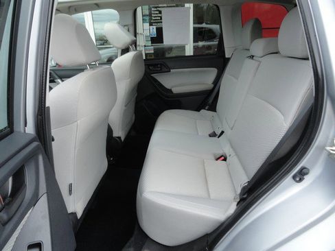 Used 2018 Subaru Forester 2.5i Premium AWD/4WD image 13