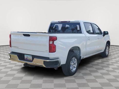 Used 2025 Chevrolet Silverado 1500 LT image 3
