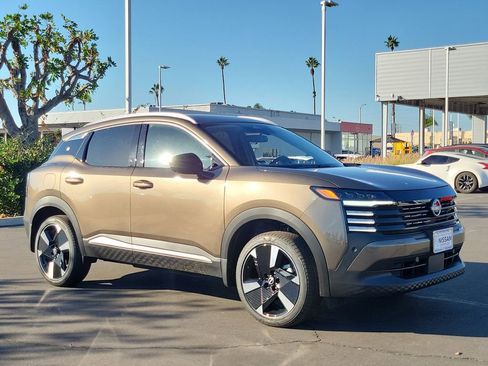 New 2026 Nissan Kicks SR w/ SR Premium Package image 19