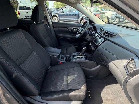 Used 2019 Nissan Rogue SV AWD/4WD image 21