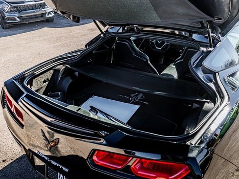 Used 2018 Chevrolet Corvette Stingray Coupe w/ 2LT Preferred Equipment Group image 33