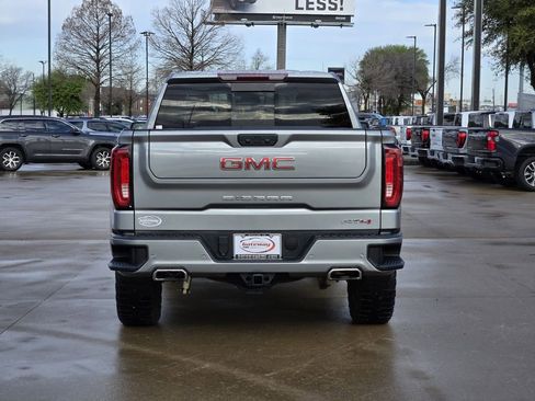 Used 2024 GMC Sierra 1500 AT4 w/ AT4 Preferred Package image 7