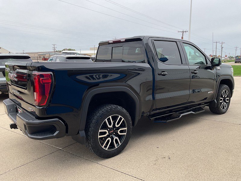 Used 2021 GMC Sierra 1500 AT4 w/ AT4 Preferred Package AWD/4WD image 6