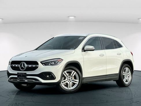 Certified 2022 Mercedes-Benz GLA 250 4MATIC image 2