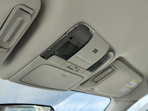 Used 2013 Subaru Outback 2.5i image 29