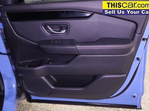 Used 2025 Honda Pilot TrailSport image 38