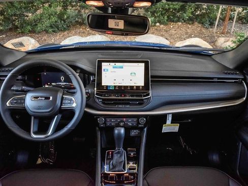 New 2026 Jeep Compass Limited w/ Sun, Sound & Navigation Group image 13