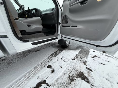 Used 1999 Ford F150 Lariat image 24