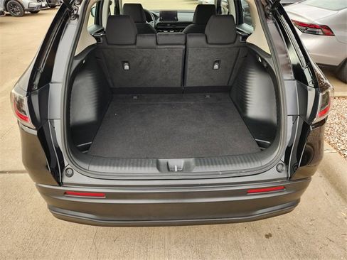 Certified 2023 Honda HR-V LX image 19
