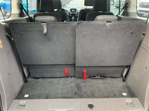 Used 2019 Ford Transit Connect XL image 17