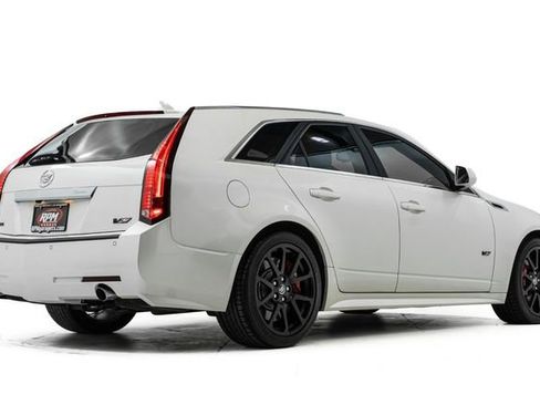Used 2014 Cadillac CTS V w/ Wood Trim Package image 4