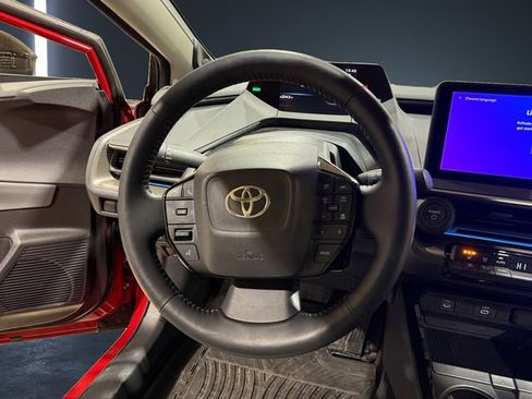 Used 2024 Toyota Prius Limited image 12