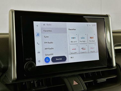 Used 2025 Toyota RAV4 LE FWD image 21