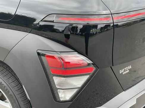 New 2026 Hyundai Kona SE FWD image 10