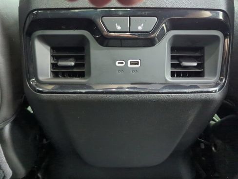 Used 2025 GMC Sierra 2500 AT4X AWD/4WD image 37