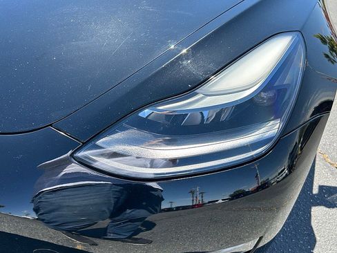 Used 2023 Tesla Model 3 Standard Range RWD image 10
