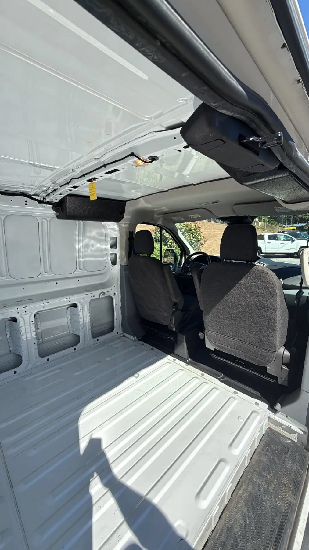 Used 2016 Ford Transit 150 130 Low Roof RWD image 20