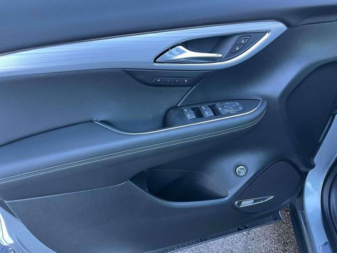 New 2026 Buick Envision Avenir image 17