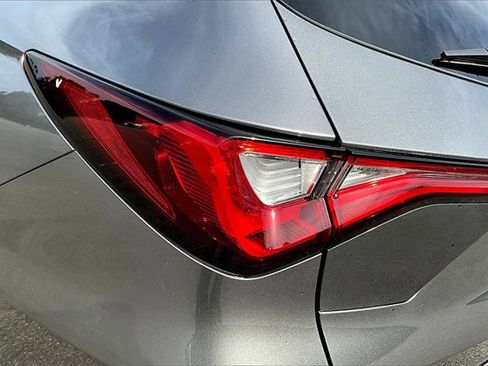 Used 2023 Acura MDX SH-AWD w/ Advance Package image 22