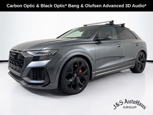 Used 2021 Audi RS Q8 w/ Carbon Optic Package AWD/4WD image 3