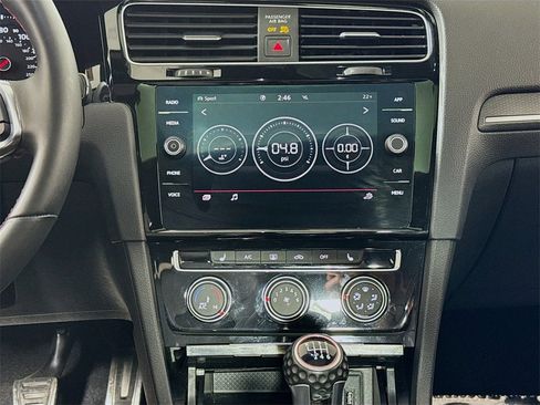 Used 2020 Volkswagen GTI SE image 15