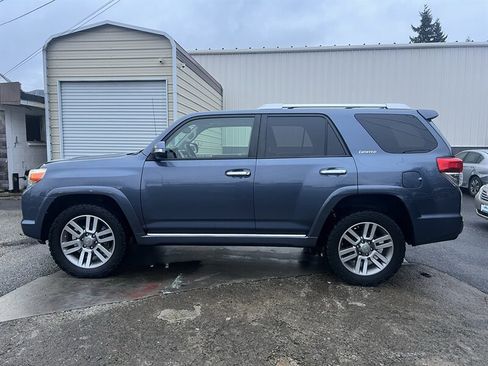 Used 2011 Toyota 4Runner Limited image 2