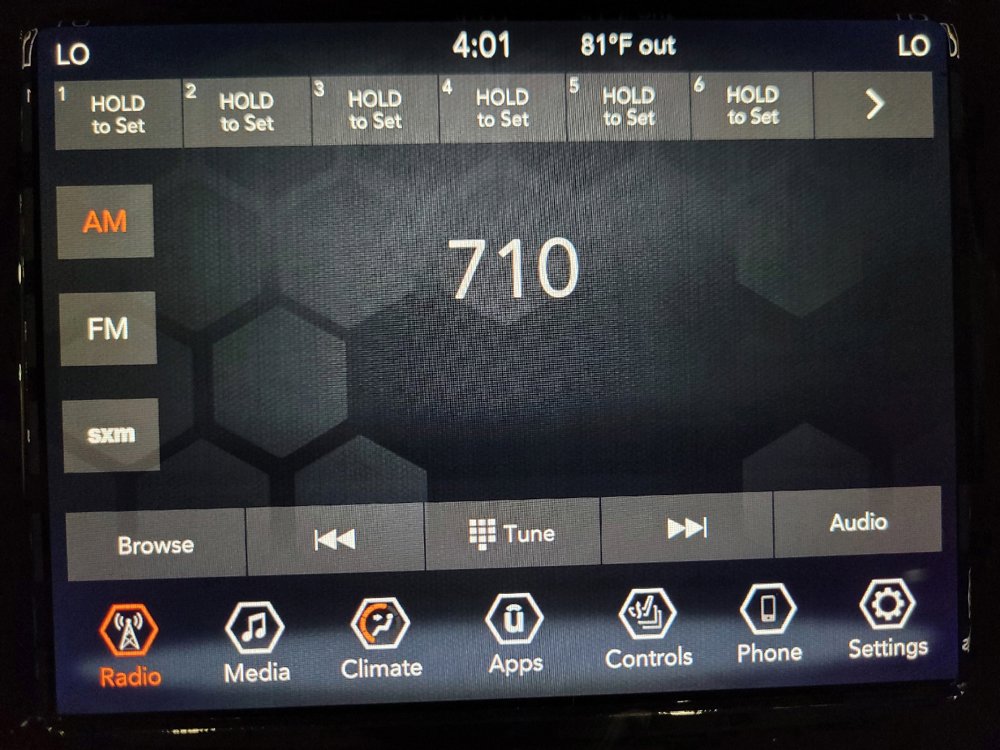 Used 2019 Jeep Cherokee Limited AWD/4WD image 25