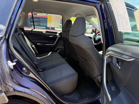 Used 2024 Toyota RAV4 XLE FWD image 19