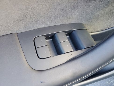 Used 2023 Tesla Model 3 Standard Range image 21