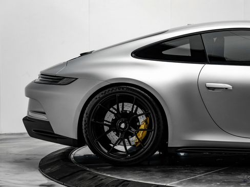 Used 2024 Porsche 911 GT3 image 19