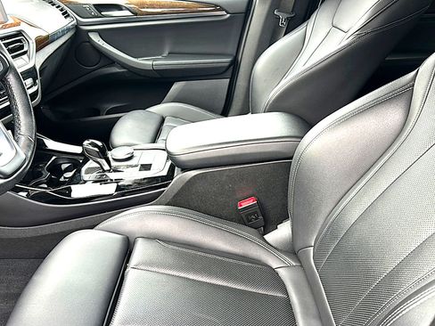 Used 2022 BMW X3 sDrive30i w/ Premium Package 2 (ZPA) RWD image 6