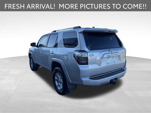 Used 2022 Toyota 4Runner SR5 image 6