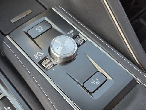Used 2024 Lexus LC 500 Coupe w/ Dynamic Handling Package RWD image 20