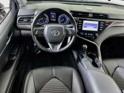 Used 2019 Toyota Camry SE FWD image 20