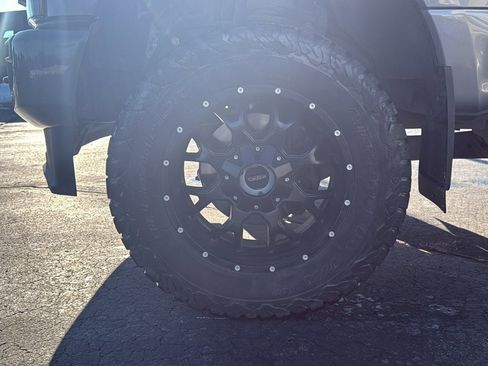 Used 2022 Ford F350 Lariat image 9